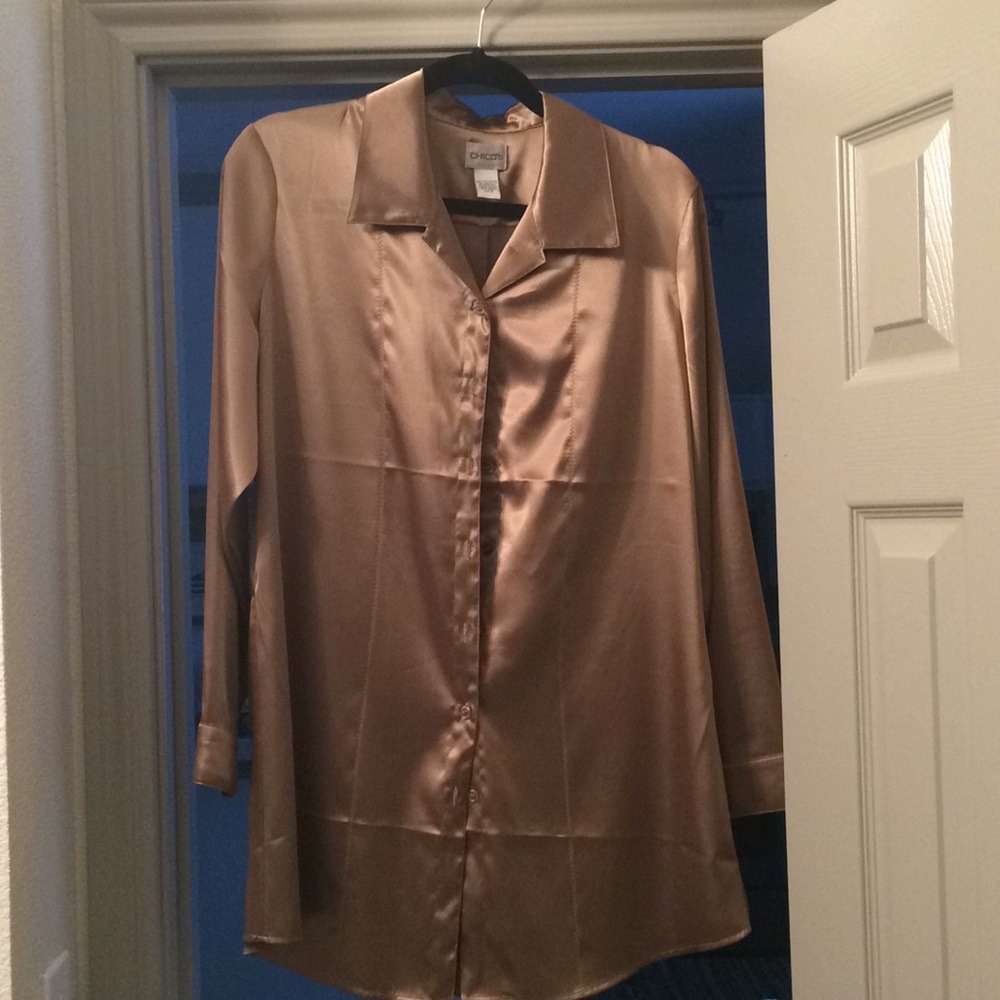 Chicos blouse polyester. Looks like satin.